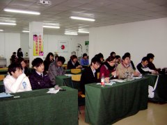 鹭达举行“2011年首届镜架调整竞技大赛”[2011-