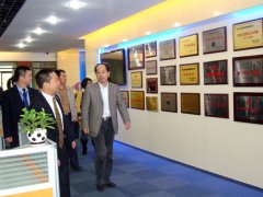  国家人社部就业促进司柴海山处长莅临鹭达指导