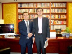 喜讯：鹭达眼镜与汇景合作签约成功！[2011-3-16