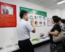 工会界别组政协委员考察张和辉劳模创新工作室