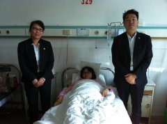 鹭达眼镜工会主席、营运总监看望总部员工尹足