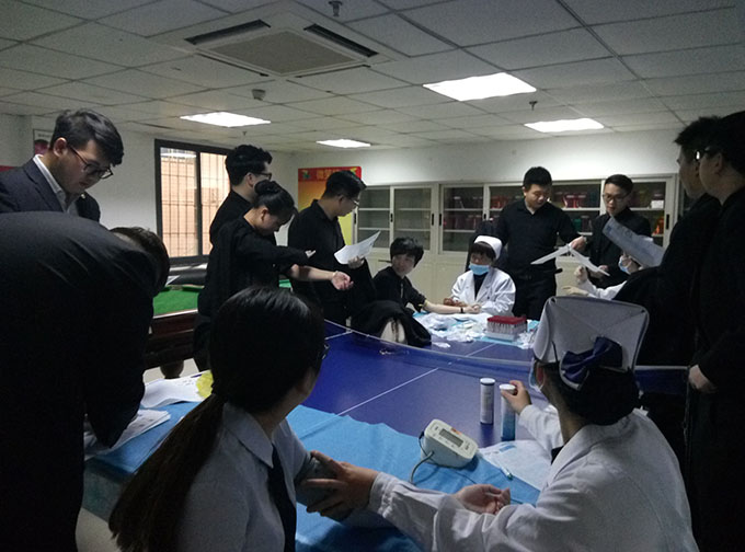 鹭达眼镜工会组织员工健康体检活动